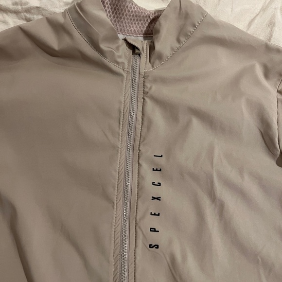 BUNDLE of two cycling jackets from Spexcel - Picture 9 of 9